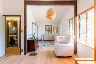 7717 S 3500 E, Cottonwood Heights, UT 84121 - Photo 16