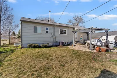 224 W 4600 S, Washington Terrace, UT 84405 - Photo 12