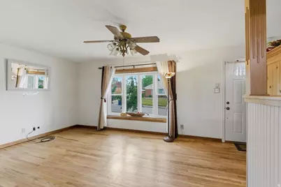 224 W 4600 S, Washington Terrace, UT 84405 - Photo 12