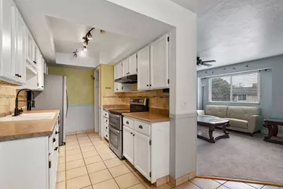 4114 W Mann Way S, West Valley, UT 84120 - Photo 4