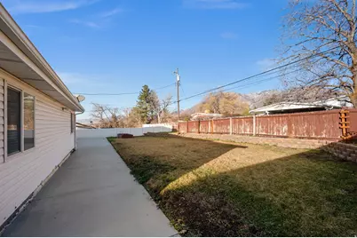 7161 S 2155 E, Cottonwood Heights, UT 84121 - Photo 24