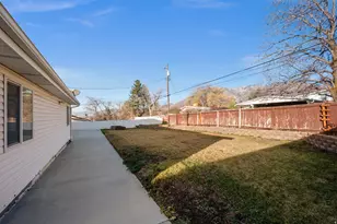 7161 S 2155 E, Cottonwood Heights, UT 84121 - Photo 24