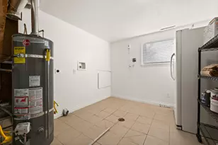 7161 S 2155 E, Cottonwood Heights, UT 84121 - Photo 26