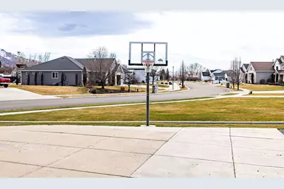 599 S 330 W, Providence, UT 84332 - Photo 10
