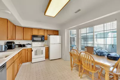 223 W 2230 N #14, Provo, UT 84604 - Photo 8