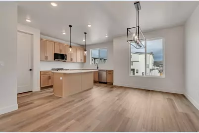 5277 N Everygreen Way #208, Eagle Mountain, UT 84005 - Photo 4