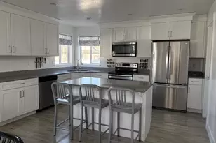 4771 N Mount Nebo Dr, Eagle Mountain, UT 84005 - Photo 6