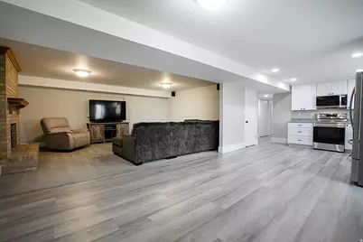 1888 S 1150 E, Bountiful, UT 84010 - Photo 30