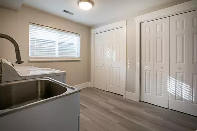 1888 S 1150 E, Bountiful, UT 84010 - Photo 34