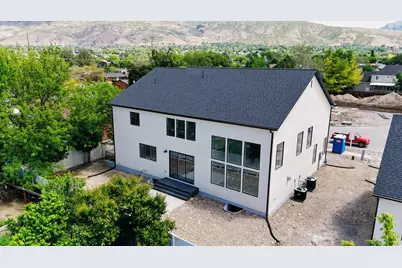 1566 N 275 W #1, Orem, UT 84057 - Photo 2