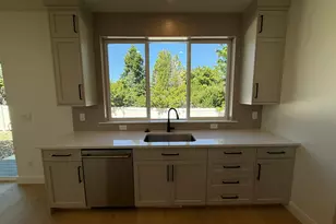 1566 N 275 W, Orem, UT 84057 - Photo 6