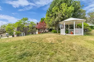 882 E Windsor Ln N, Kaysville, UT 84037 - Photo 46