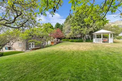 882 E Windsor Ln N, Kaysville, UT 84037 - Photo 46