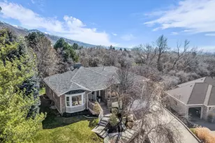 882 E Windsor Ln N, Kaysville, UT 84037 - Photo 1