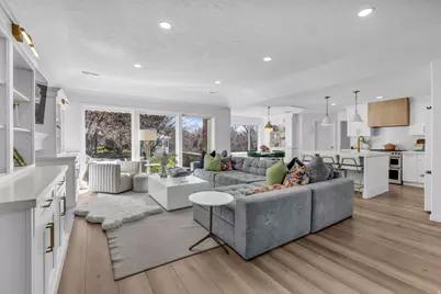 882 E Windsor Ln N, Kaysville, UT 84037 - Photo 8