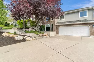882 E Windsor Ln N, Kaysville, UT 84037 - Photo 4