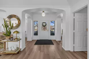 882 E Windsor Ln N, Kaysville, UT 84037 - Photo 4