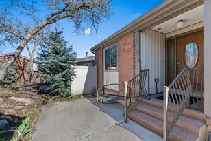 1954 N 2600 E, Layton, UT 84040 - Photo 4