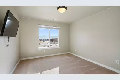 644 S Peachtree Ln E, Saratoga Springs, UT 84045 - Photo 16