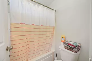 1898 W Pointe Meadow Loop, Lehi, UT 84048 - Photo 14