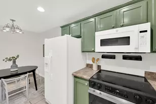 315 W 700 N, Salt Lake City, UT 84103 - Photo 8