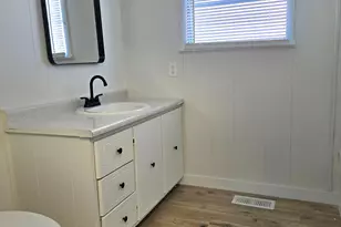 732 W Mt Tuscarora Dr, Taylorsville, UT 84123 - Photo 10