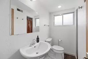 2620 E Blaine Ave, Salt Lake City, UT 84108 - Photo 20