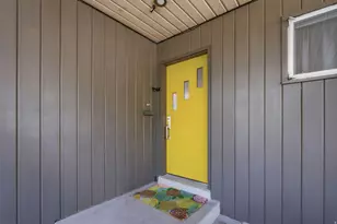 2620 E Blaine Ave, Salt Lake City, UT 84108 - Photo 2