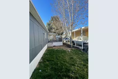 748 W Big Mountain Dr S #171, Taylorsville, UT 84123 - Photo 4