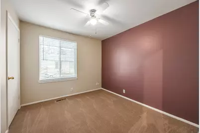 6066 S 2075 E, Holladay, UT 84121 - Photo 8