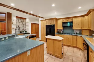 9443 E Wild Clematis Ln S, Brighton, UT 84121 - Photo 12
