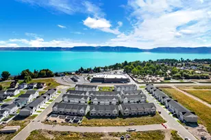 574 N Bourdons River St, Garden City, UT 84028 - Photo 4