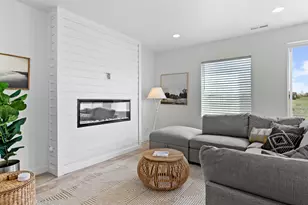 574 N Bourdons River St, Garden City, UT 84028 - Photo 8