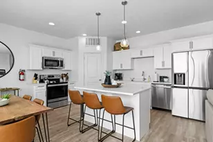 574 N Bourdons River St, Garden City, UT 84028 - Photo 10