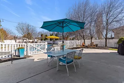 2647 S 1175 W, Syracuse, UT 84075 - Photo 36