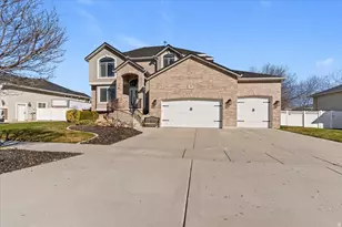 2647 S 1175 W, Syracuse, UT 84075 - Photo 2