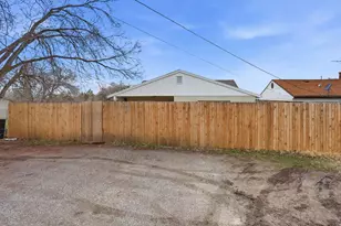 2102 S Harrison Blvd E, Ogden, UT 84401 - Photo 40