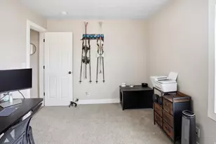 2102 S Harrison Blvd E, Ogden, UT 84401 - Photo 16