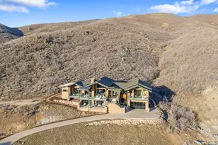 11546 N Fox Holw Ct, Hideout, UT 84036 - Photo 2