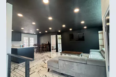 837 E Daisy St S, Sandy, UT 84094 - Photo 8