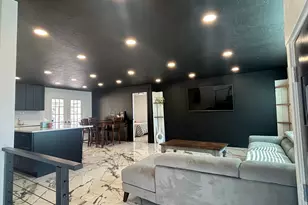 837 E Daisy St S, Sandy, UT 84094 - Photo 8