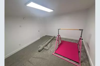 837 E Daisy St S, Sandy, UT 84094 - Photo 34