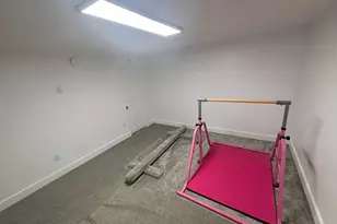 837 E Daisy St S, Sandy, UT 84094 - Photo 34