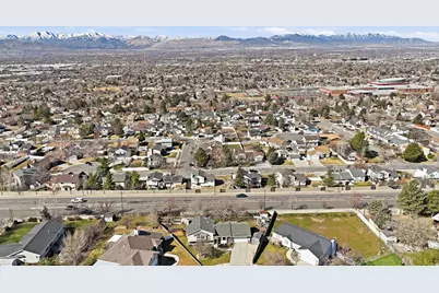 1320 E Woodhill Cir, Sandy, UT 84092 - Photo 42