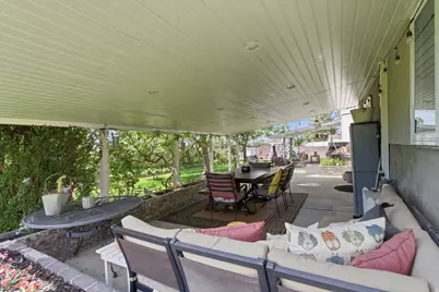 1320 E Woodhill Cir, Sandy, UT 84092 - Photo 44