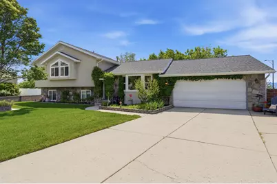 1320 E Woodhill Cir, Sandy, UT 84092 - Photo 1