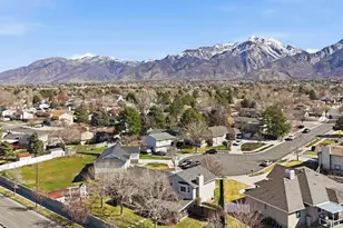 1320 E Woodhill Circle, Sandy, UT 84092 - Photo 44