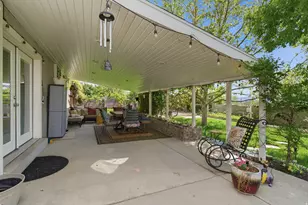 1320 E Woodhill Circle, Sandy, UT 84092 - Photo 40