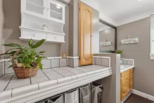 1320 E Woodhill Circle, Sandy, UT 84092 - Photo 30