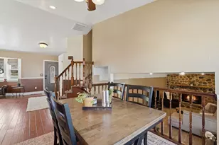 1320 E Woodhill Circle, Sandy, UT 84092 - Photo 12